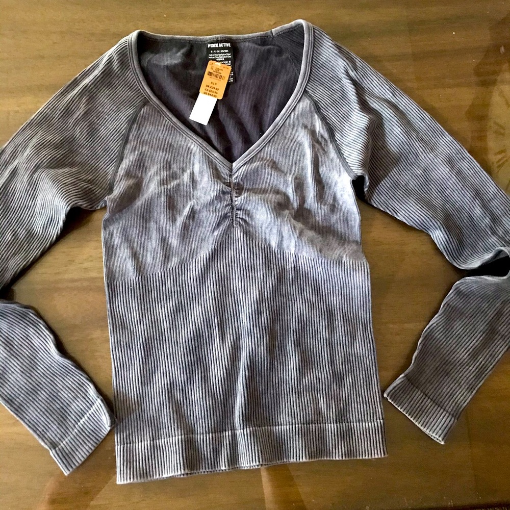 VS Pink Active Top Size Small